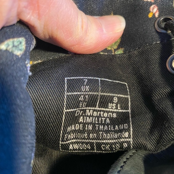 Doc Martin Triumph Amelie fold over combat boot - Picture 5 of 10